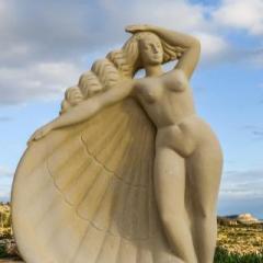 A Life Untethered with Andrew Martin: Walking the Path of Freedom: Awakening of the Divine Feminine