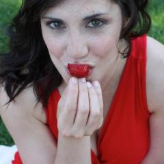 Shine On Radio with Kelly - Find Your Shine!: From Food Obsessed to Living My Best with Dina Garcia, Dietitian-Nutritionist & Mindful Eating Coach