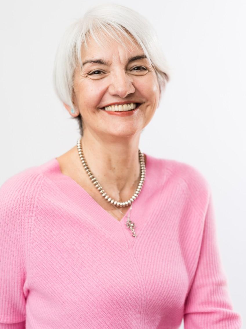 Susanna  Bair