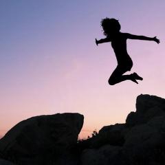 THRIVE by Jen&trade; Radio: Body Confidence ~ Mind Fulfillment ~ Soul Synchronicity: Comfort Zone-What does it mean to live outside your comfort zone? 