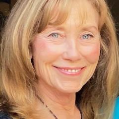 The Spark with Stephanie James: Igniting Your Best Life: Ageless Beauty, Vitality, and Wellbeing with Sedena Cappannelli