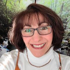 Three Things I've Learned with Susan Dolci: Sharing the Stories That Shift Our Souls: Healing Intergenerational and Inherited Family Trauma with Chaplain Candi Wuhrman