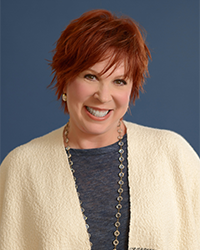  Vicki Lawrence 