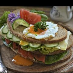 Zen & The Art of NLP with Dr. Stephen Simpson: A lot more success with a lot less stress&trade;: Learn how to chunk up and chunk down to boost your motivation.